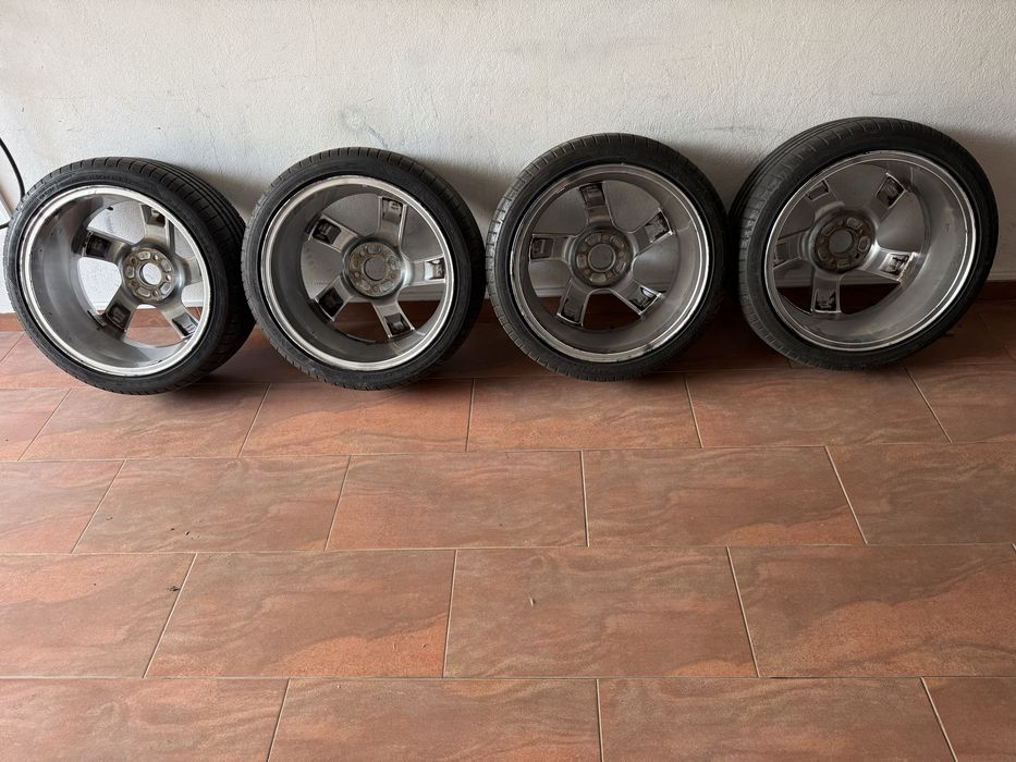 Jantes Volvo Odysseus com pneus 215/40 R18