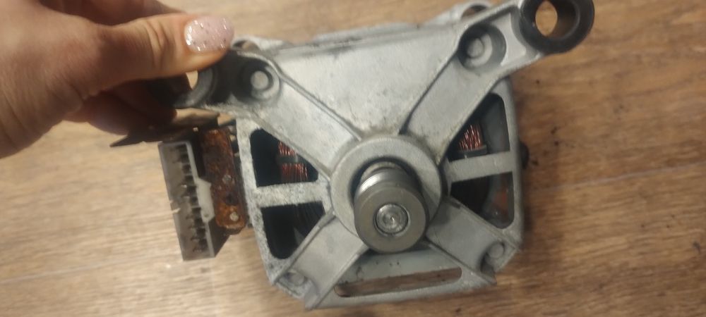 Двигатель мотор стиральной машины Samsung Diamond 6