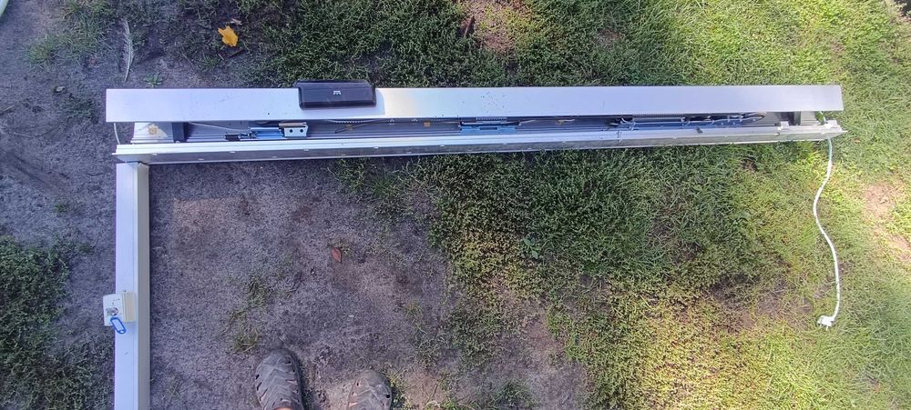 Automatyczne drzwi przesuwne Dorma