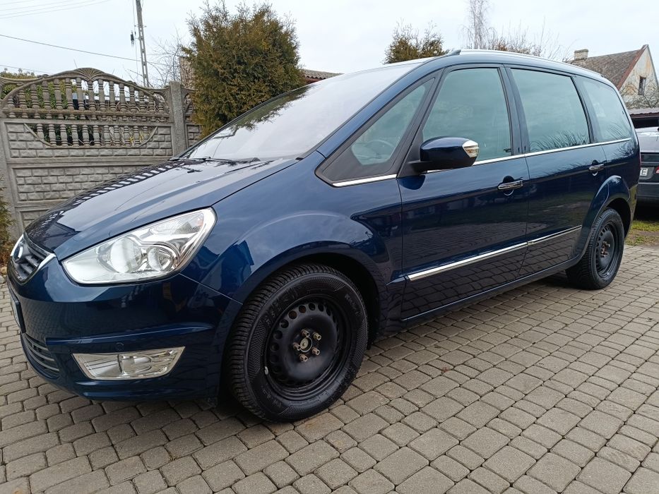 Czyszczenie tapicerki samochodowej , polerowanie  reflektorów