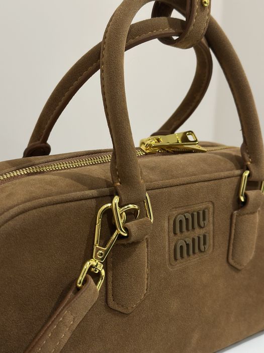 Сумка Miu Miu 28х13 см (витринный)