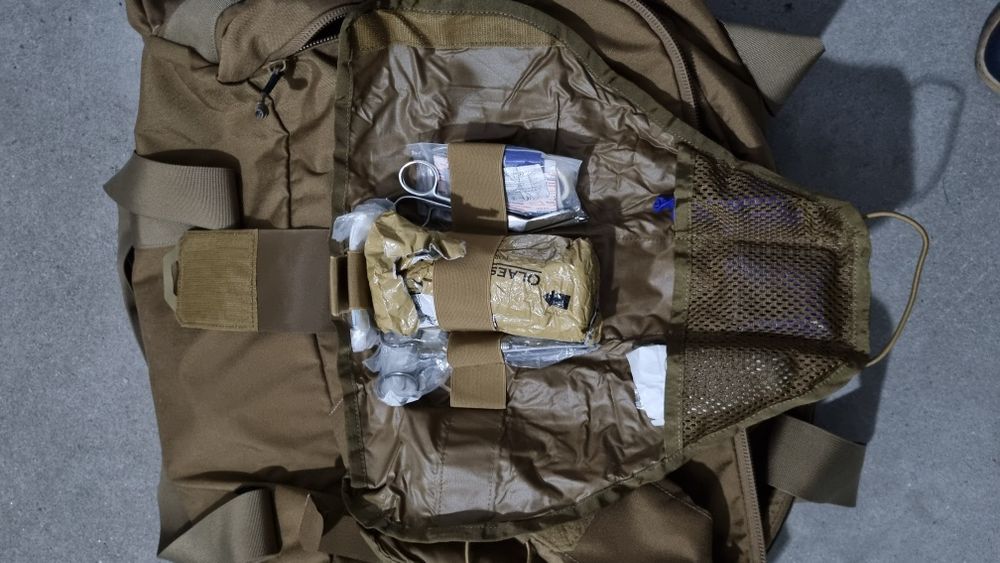 Direct action pionowa apteczka Vertical med coyote brown