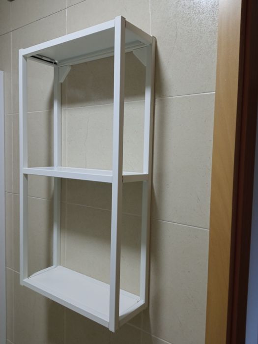 Estrutura de parede IKEA