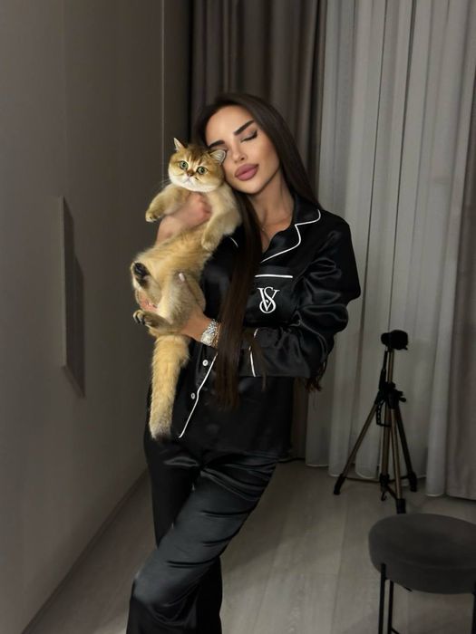 Жіноча піжама  Victoria's Secret шовкова піжама вікторія сікрет