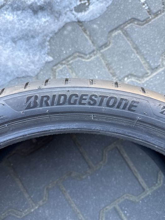 Opony letnie Bridgetsone Turanza 255 35 R21