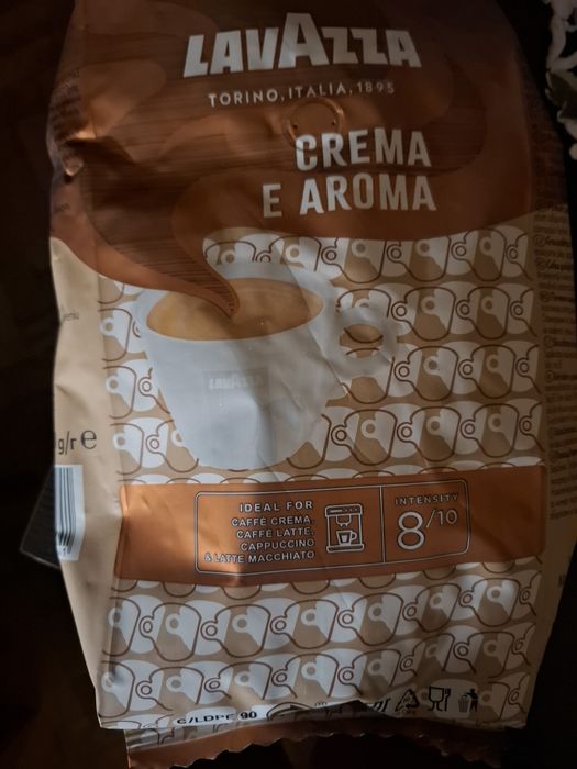 Kawa ziarnista Crema  ważność 2027 nadaje się do expresu