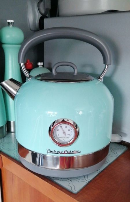 Czajnik elektryczny retro 1,7 l 2200 W miętowy