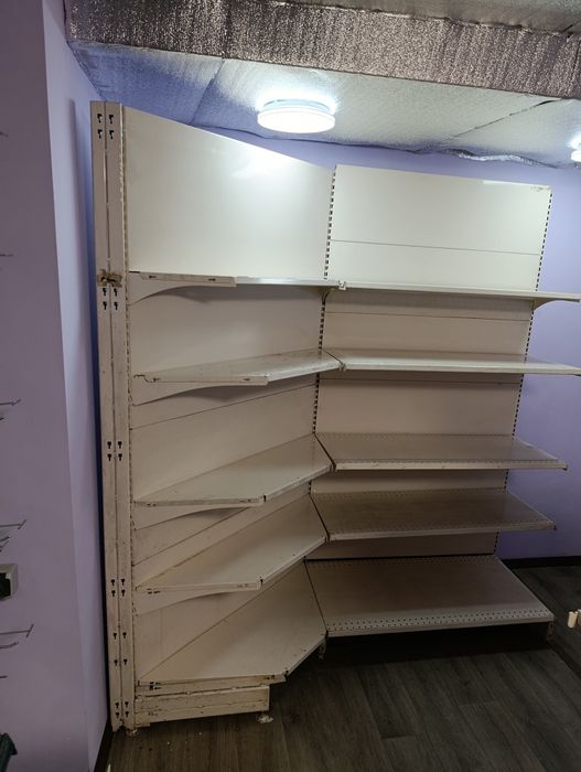 Стелаж торговий металевий модерн експо