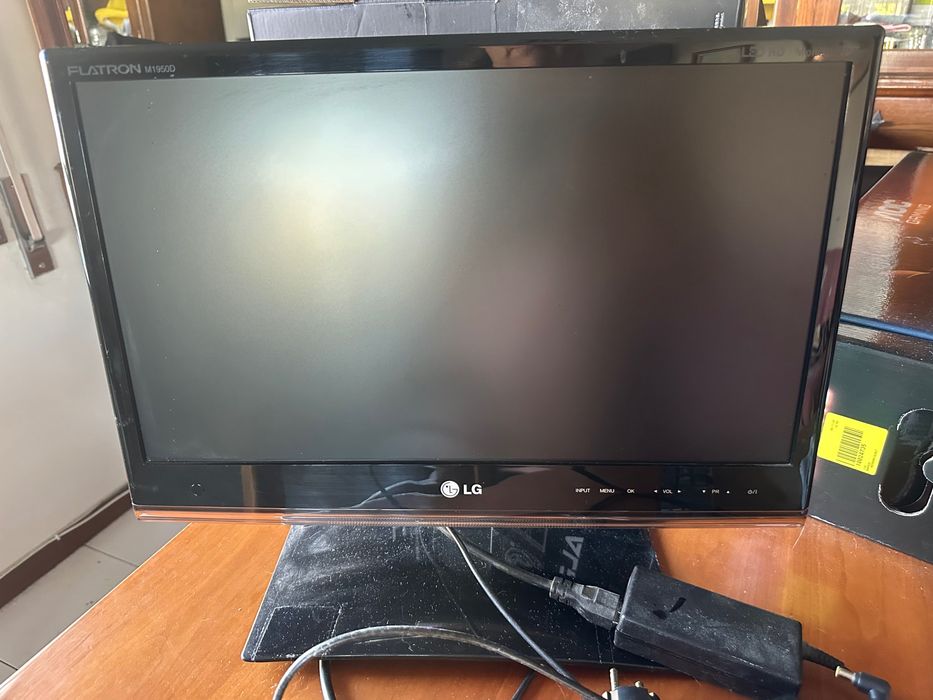 TV  LED LG de 14 “