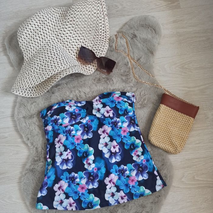 Top od bikini w kwiaty