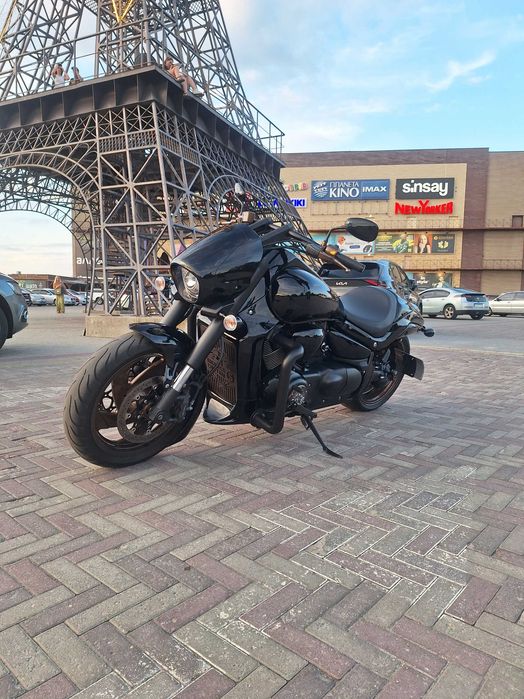 Продам мотоцикл Suzuki Boulevard M109R