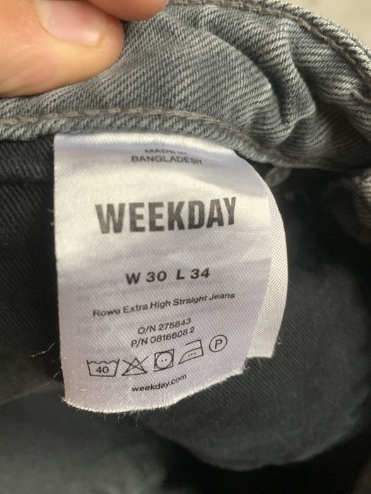 Spodnie WEEKDAY BAGGY jeans w30 L34 LEVIS