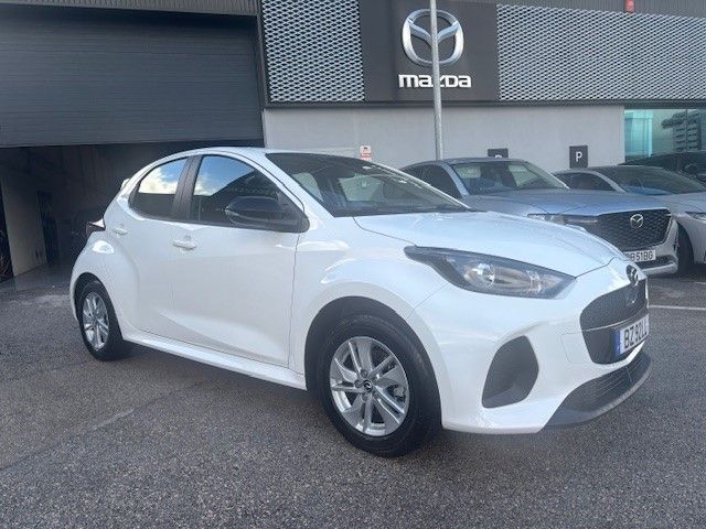 Mazda 2.0 1.5 L Hybrid VVT-i Centre-Line
