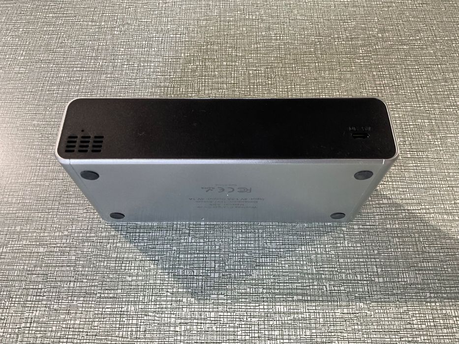 Relógio alarme com carregamento IPHONE