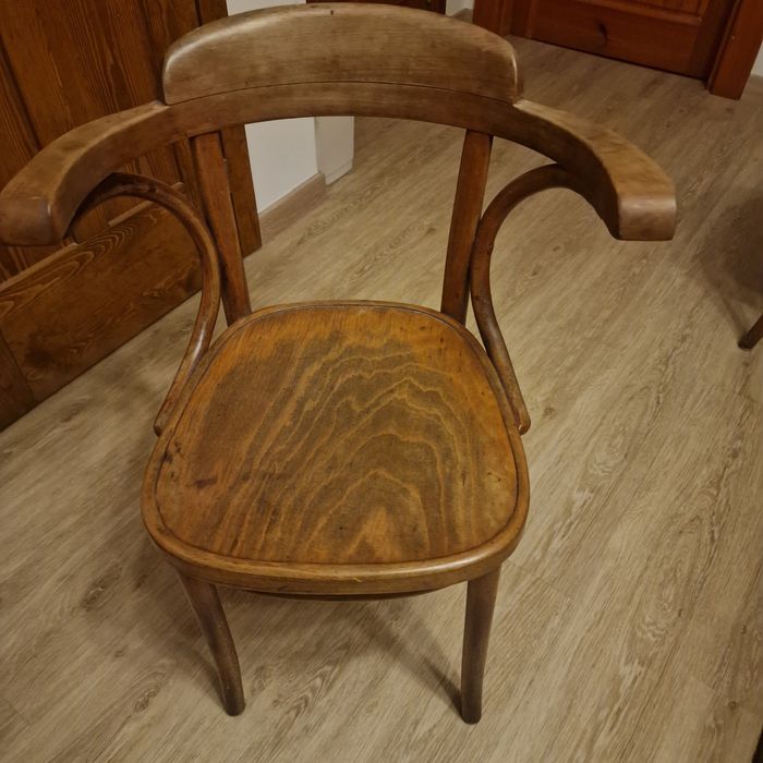 Kultowe krzesła Thonet 4 szt.