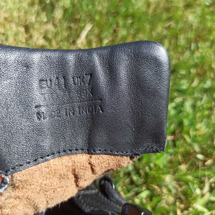 Reserved cтильні ботинки сапоги шкіряні бутси