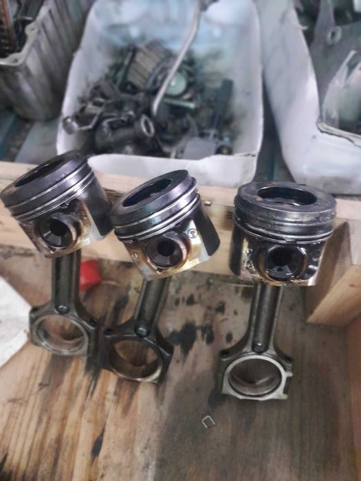 Pistons e bielas Renault master