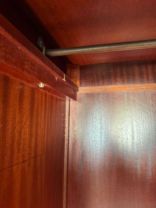 Armário de madeira, boa qualidade