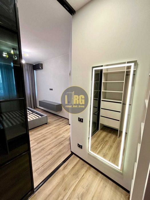 Без%, 1К, ЖК Манхеттен, Берестейский п-кт, Перша сдача, Генератор