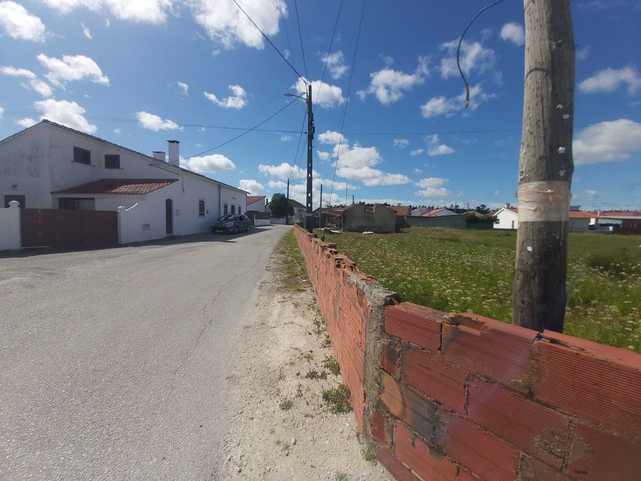 Moradia - vende-se