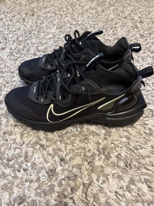 кросівки nike react vision