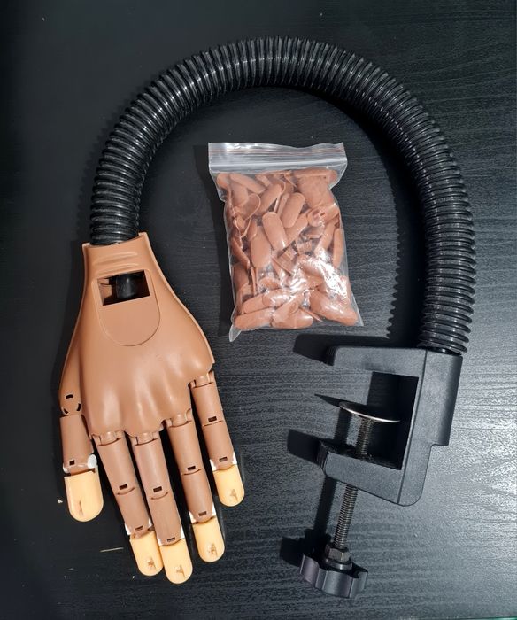 Aspirador unhas + mão de treino