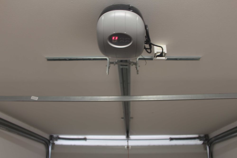 Portão de Garagem - automático com motor