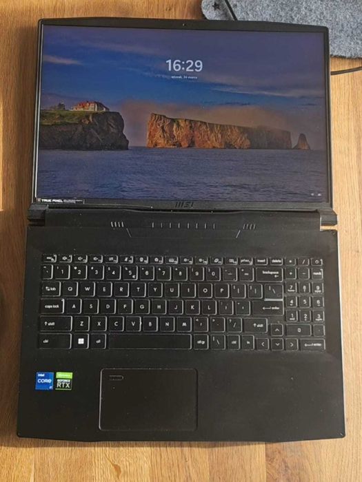 LAPTOP MSI Creator  16 cali gamingowy gwarancja