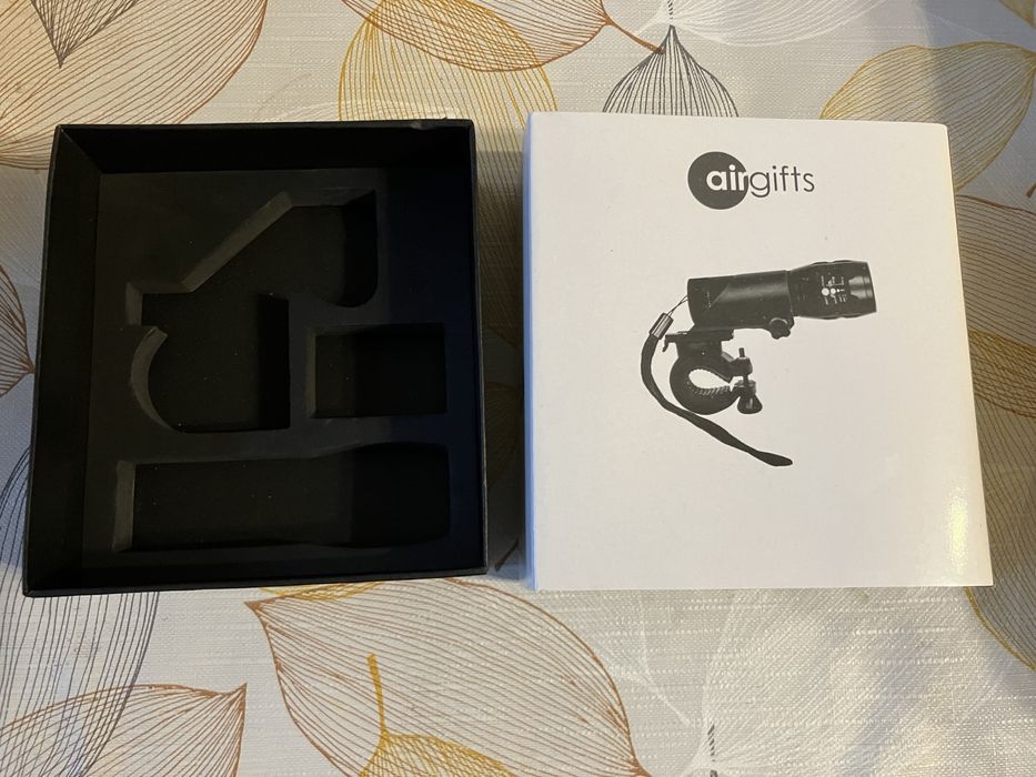 Uchwyt do roweru, latarka, NOWY