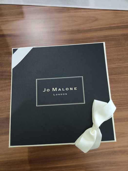 Jo Malone - Coffret Vela e Difusor Velvet Rose € Oud