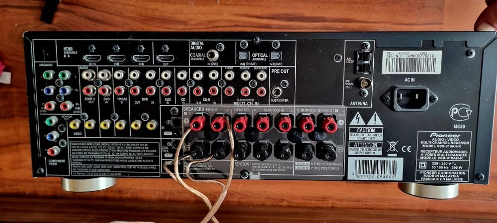 Zestaw stereo wmacniacz Pioneer VSX 919 AH + głośniki B&W DM220