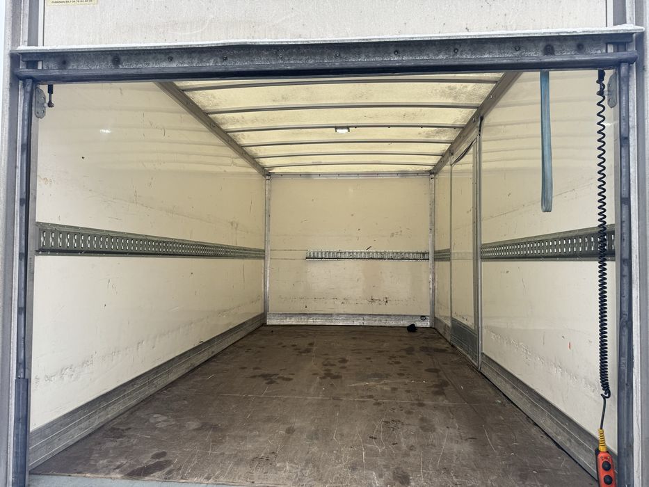 Kontener z winda sprinter 907