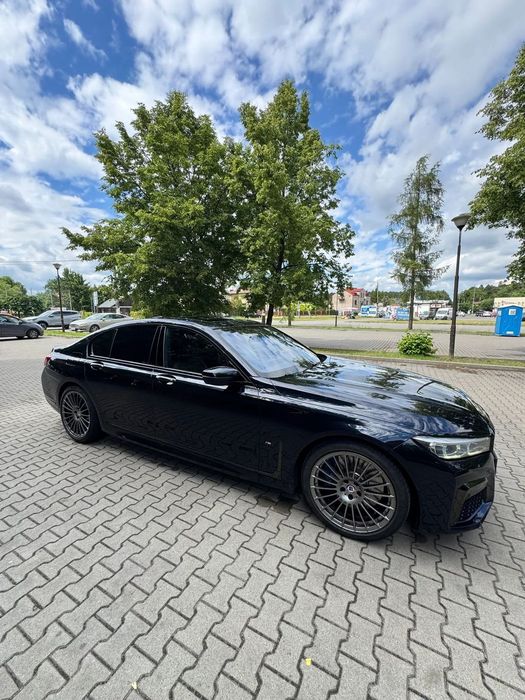 BMW Seria 7 MW 750i xDrive M Sport Individual LCI | 4.4 V8 523 KM | Night Vision |