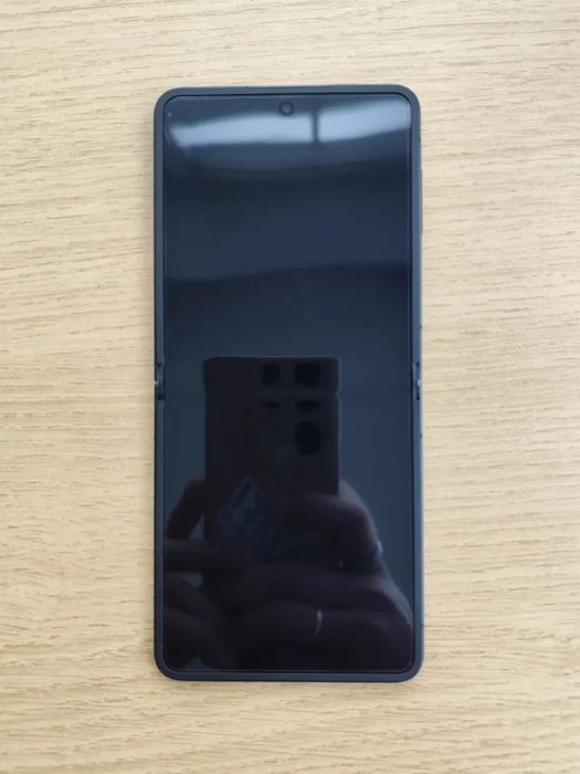 Samsung Galaxy Z Flip 7 5G 512GB