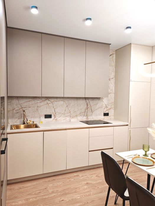 От собственика.Kadorr city,Краснова,61Жемчужина,прямой вид на ипподром