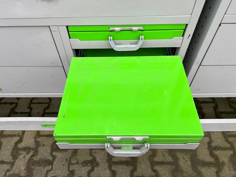 Zabudowa Serwisowa Busa VEHIKIT Regały Walizki Skrzynki Mobilne