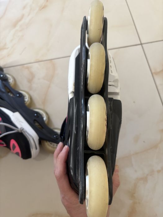 Роликові ковзани Rollerblade, 23-26 см