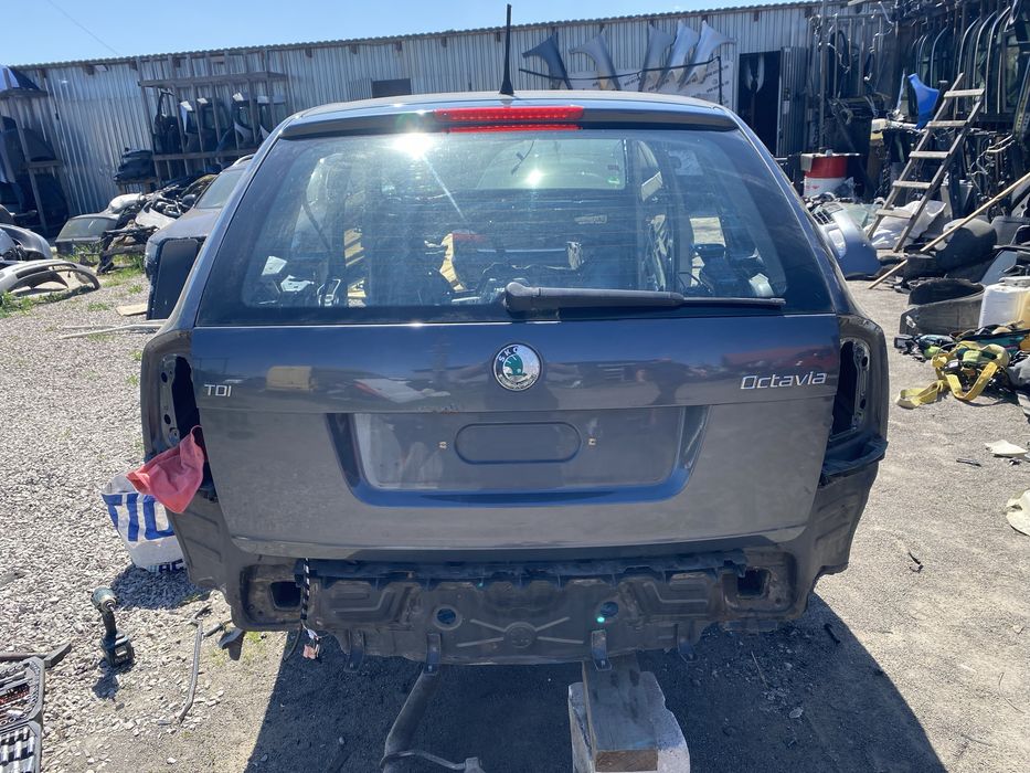 Ляда Кришка багажника Skoda Oktavia a5 Шкода Октавія а5 9153 9J9J