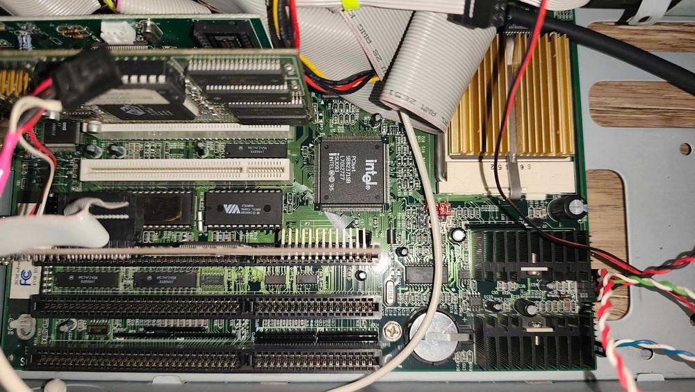 Retro komputer socket7