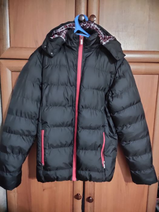 Куртка чоловіча чорна