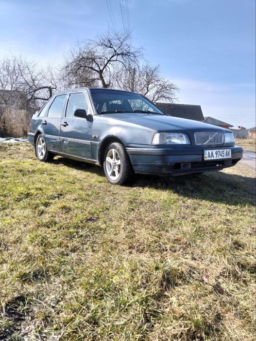 Вольво 440, 1996 рік