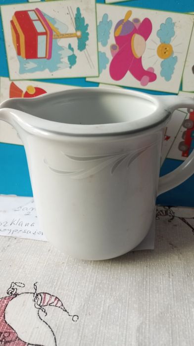 Porcelana mlecznik ILMENAU  NRD