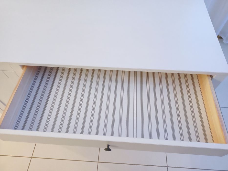 Ikea Hemnes białe, sosnowe biurko 120 x 55 cm