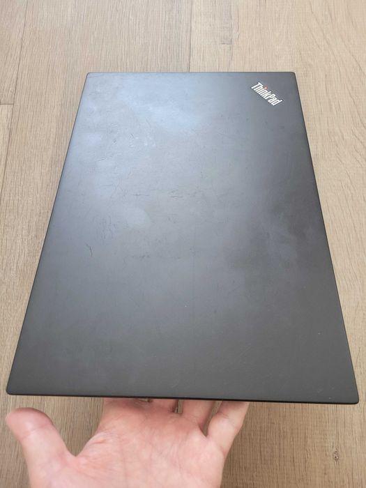 Lenovo ThinkPad T14s i5-10210u/8gb/256gb FullHD TouchScreen