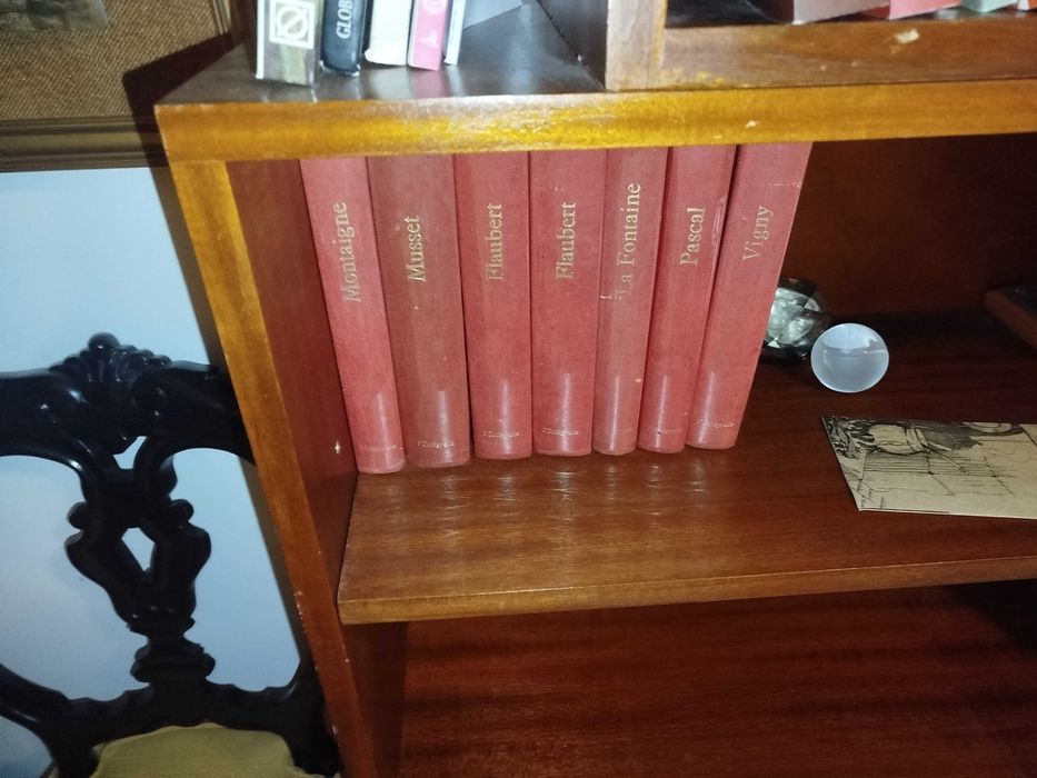 Vendo livros variados 5