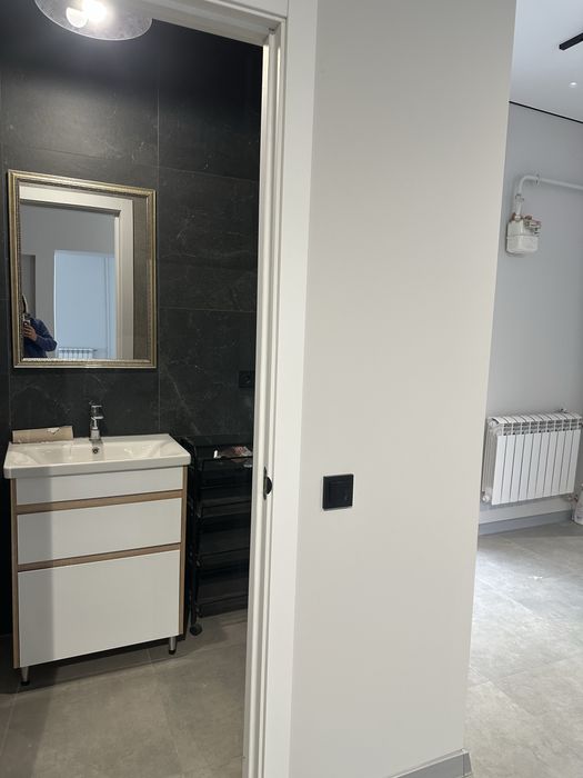 Продам комерційне приміщення центр міста вул .Л.Украінки