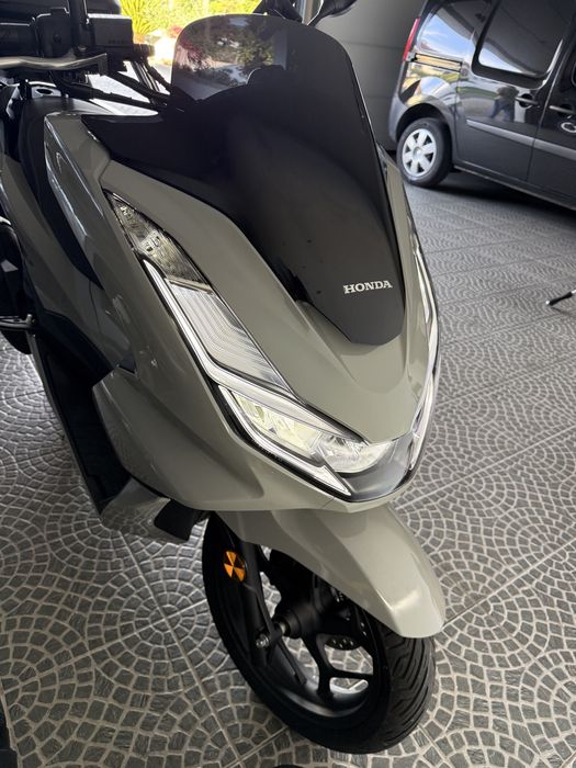 PCX 2023 - como nova