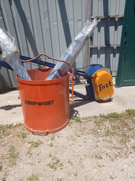 Vendo Grua tripe monofasica