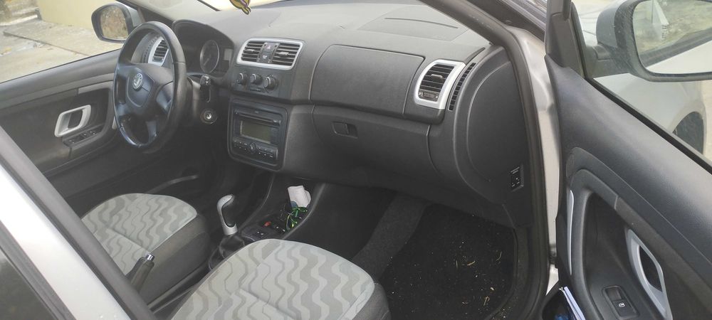 Carrinha Skoda Fabia 1.4tdi — photo 4