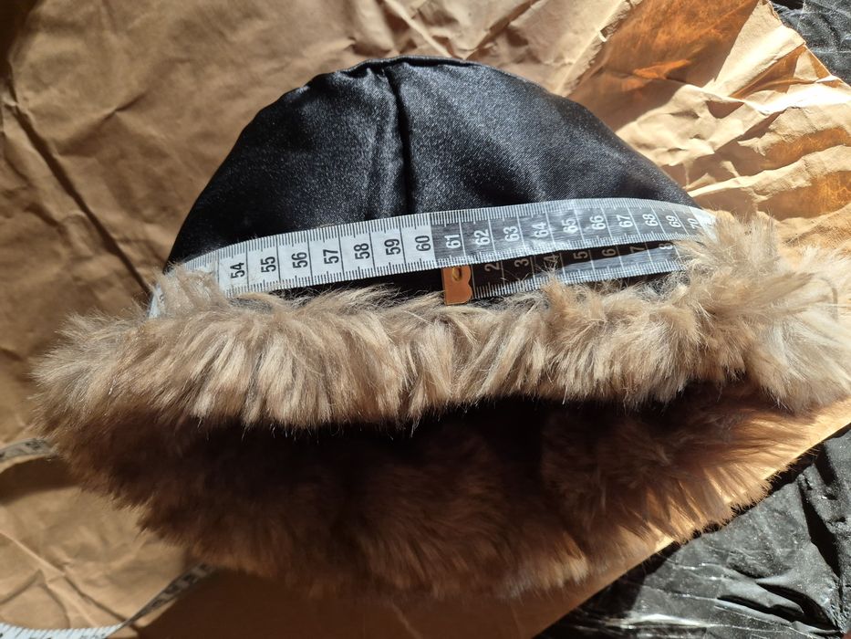 Czapka Toczek futro być może z królika 59-60/9-10/18cm opis
